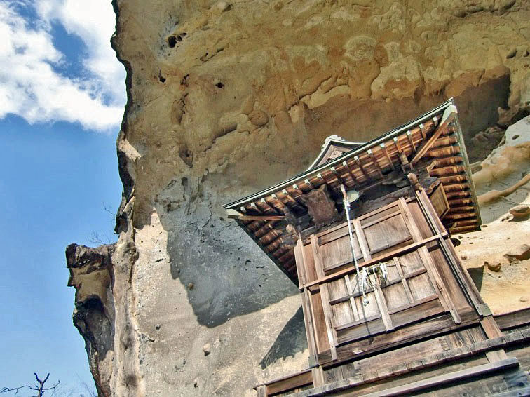 伊勢山上：日本の奇岩百景プラス