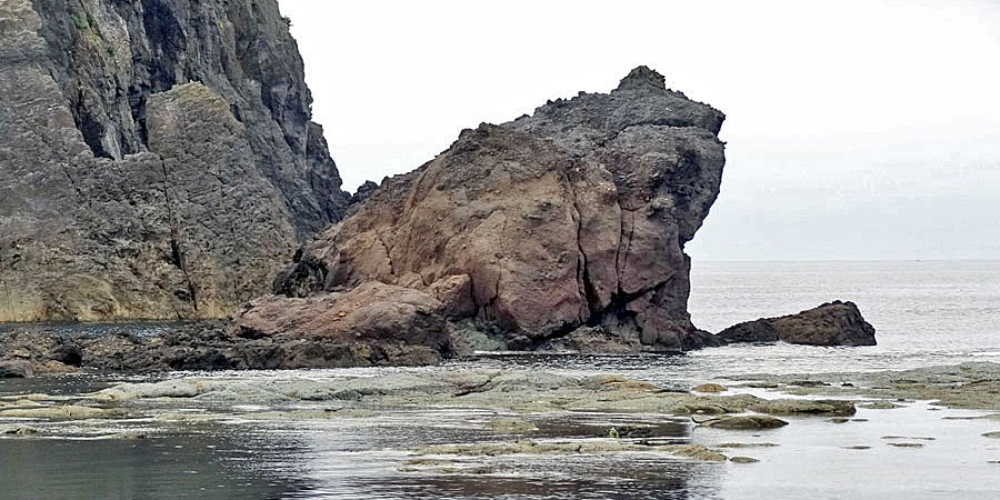 かえる島：日本の奇岩百景プラス
